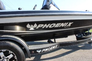 Nashville-Marine-Phoenix-Boats-919-Pro-XP-UCTP16-3.jpg