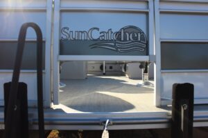 Nashville-Marine-Suncatcher-Pontoons-V20FC-U10558-5.jpg