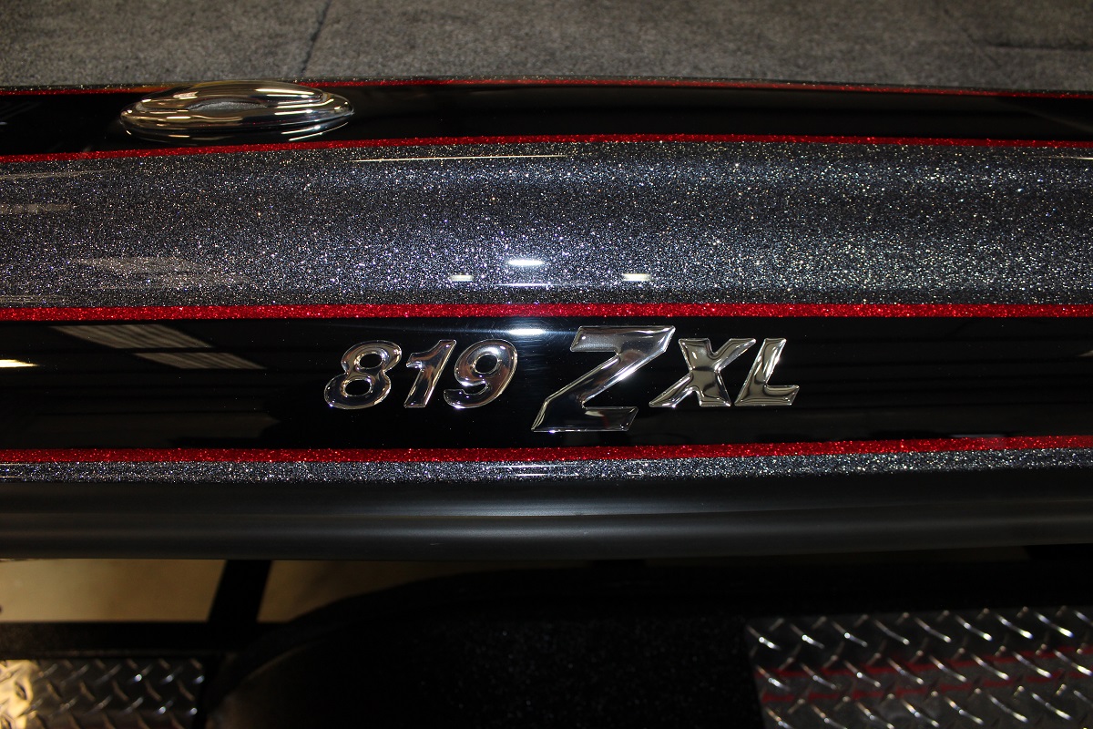 Nashville-Marine-Phoenix-Boats-819-ZXL-558-6.jpg