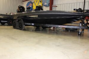Nashville-Marine-Phoenix-Boats-919-Elite-557-2.jpg