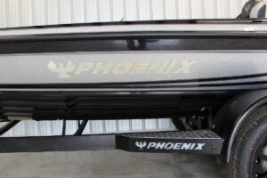 Nashville-Marine-Phoenix-Boats921-Elite-X-559-6.jpg