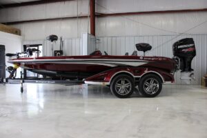 Nashville-Marine-Ranger-Boats-Z519-U10525-1.jpg