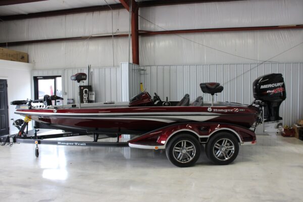 Nashville-Marine-Ranger-Boats-Z519-U10525-2.jpg