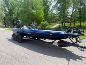 Nashville-Marine-Phoenix-Boats-921-Elite-ULB25-2.jpg