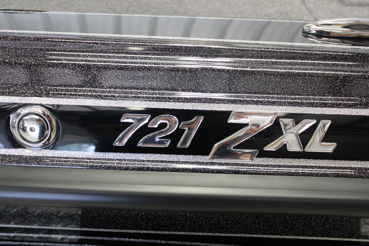 Nashville-Marine-Phoenix-Boats-721-ZXL-578-14.jpg