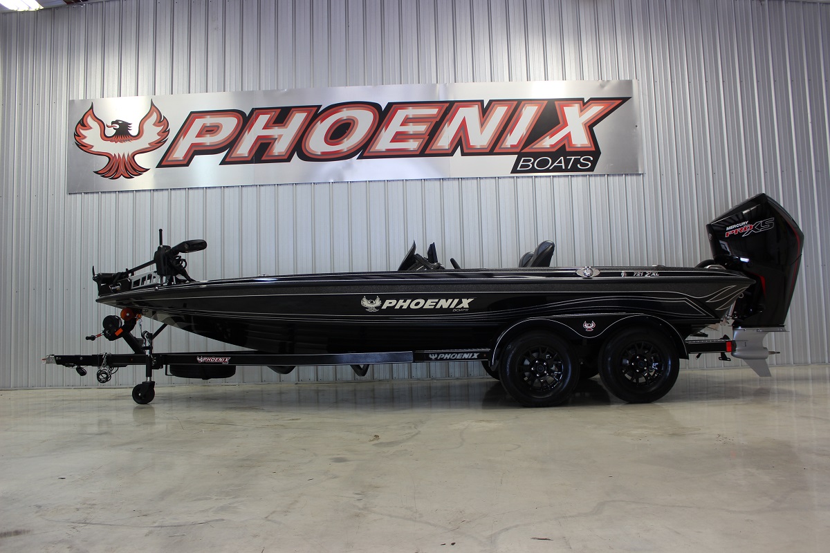 Nashville-Marine-Phoenix-Boats-721-ZXL-578-2.jpg