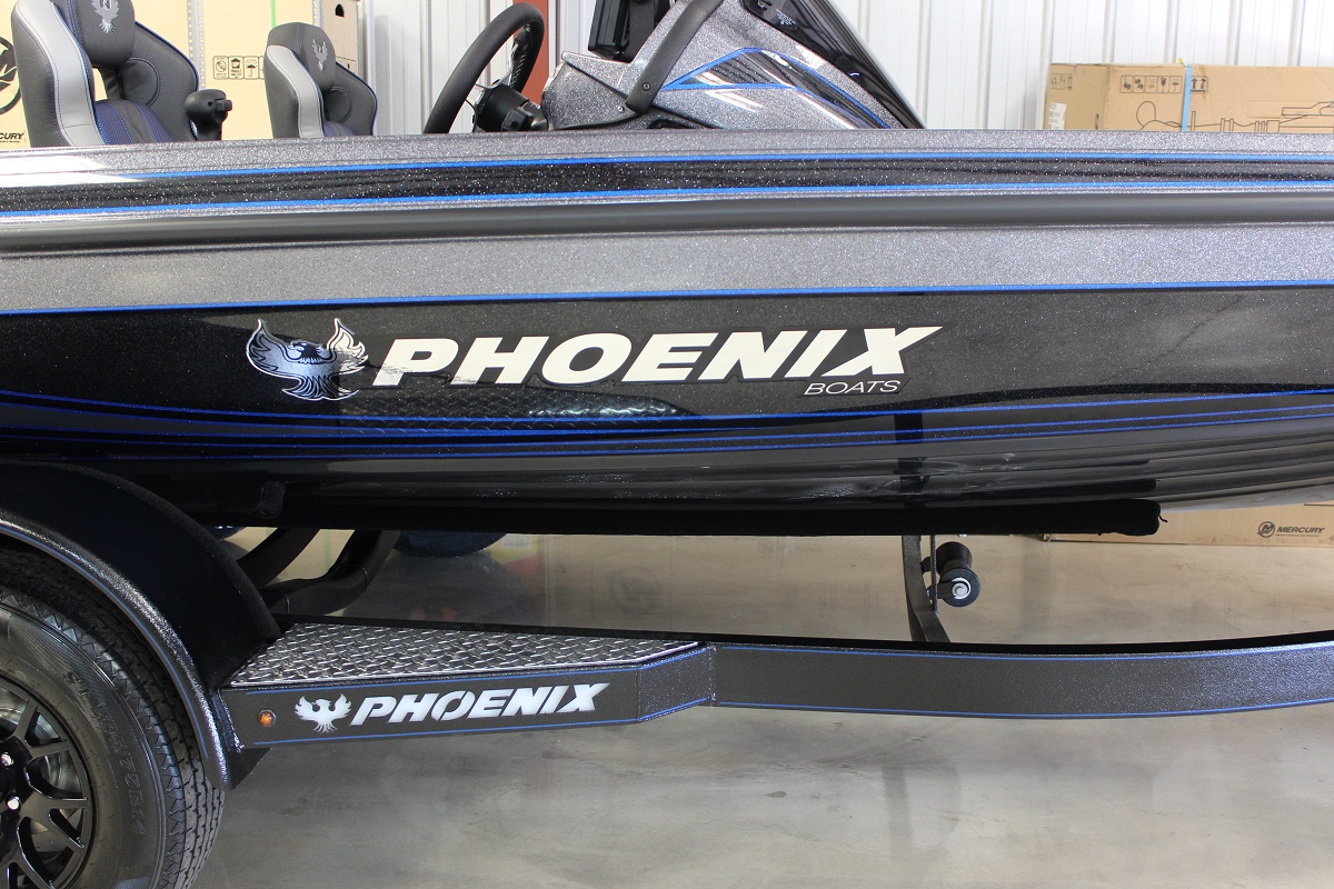 Nashville-Marine-Phoenix-Boats-919-Elite-X-579-13.jpg