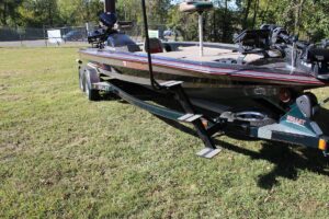 Nashville-Marine-Bullet-Boats-21XD-U10584-4.jpg